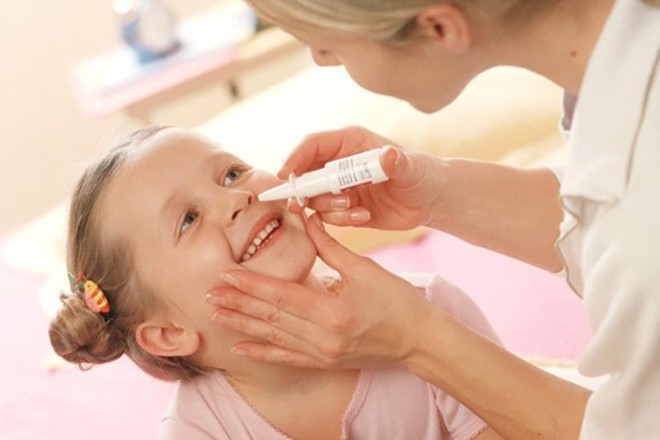 Cẩn trọng khi chọn dung dịch vệ sinh mũi